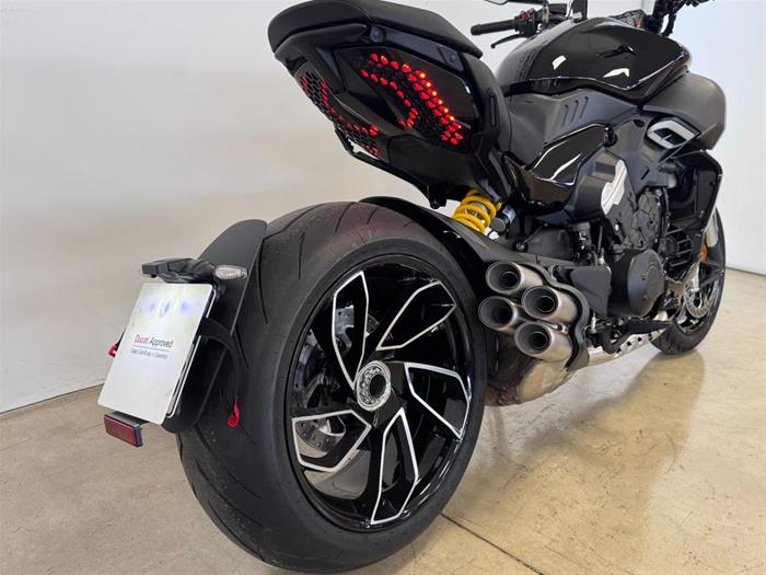 AutoVega - DUCATI Diavel | ID 33615